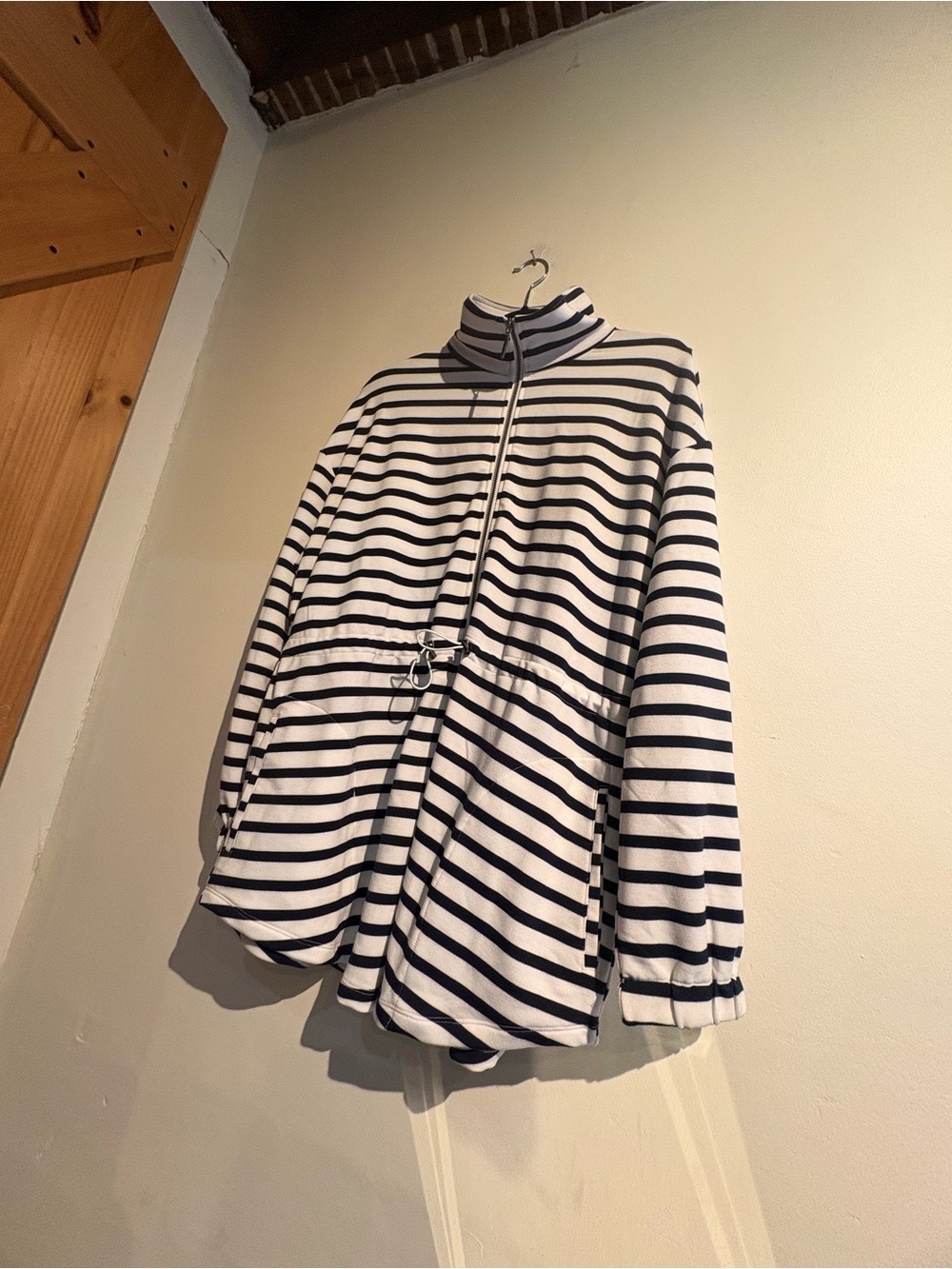 Comfy beach sweater NWT 1x.